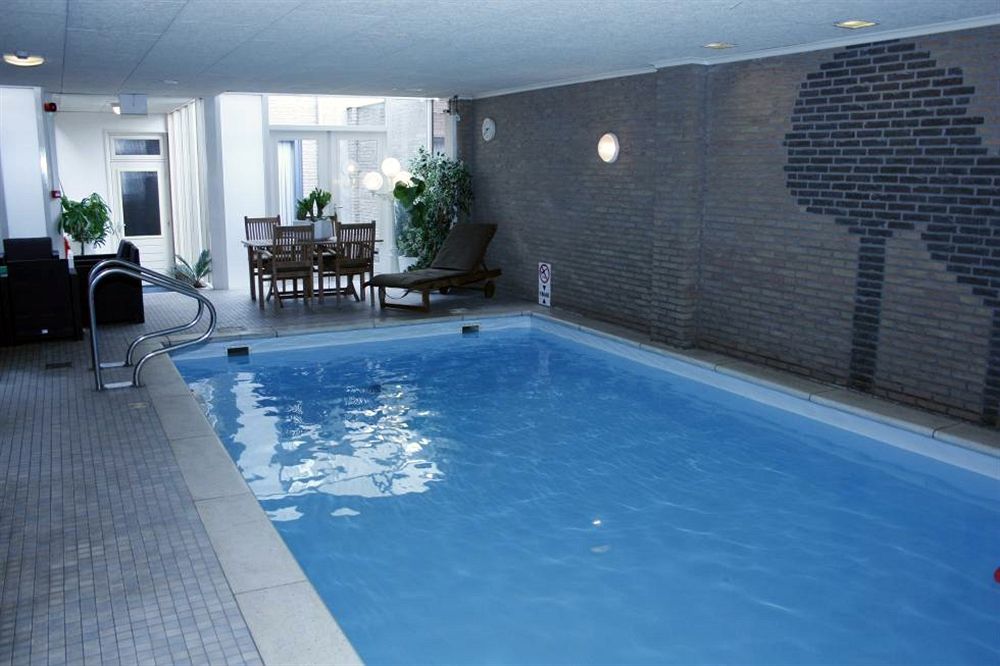 Hotel & Appartementen Royal 사스반겐트 외부 사진